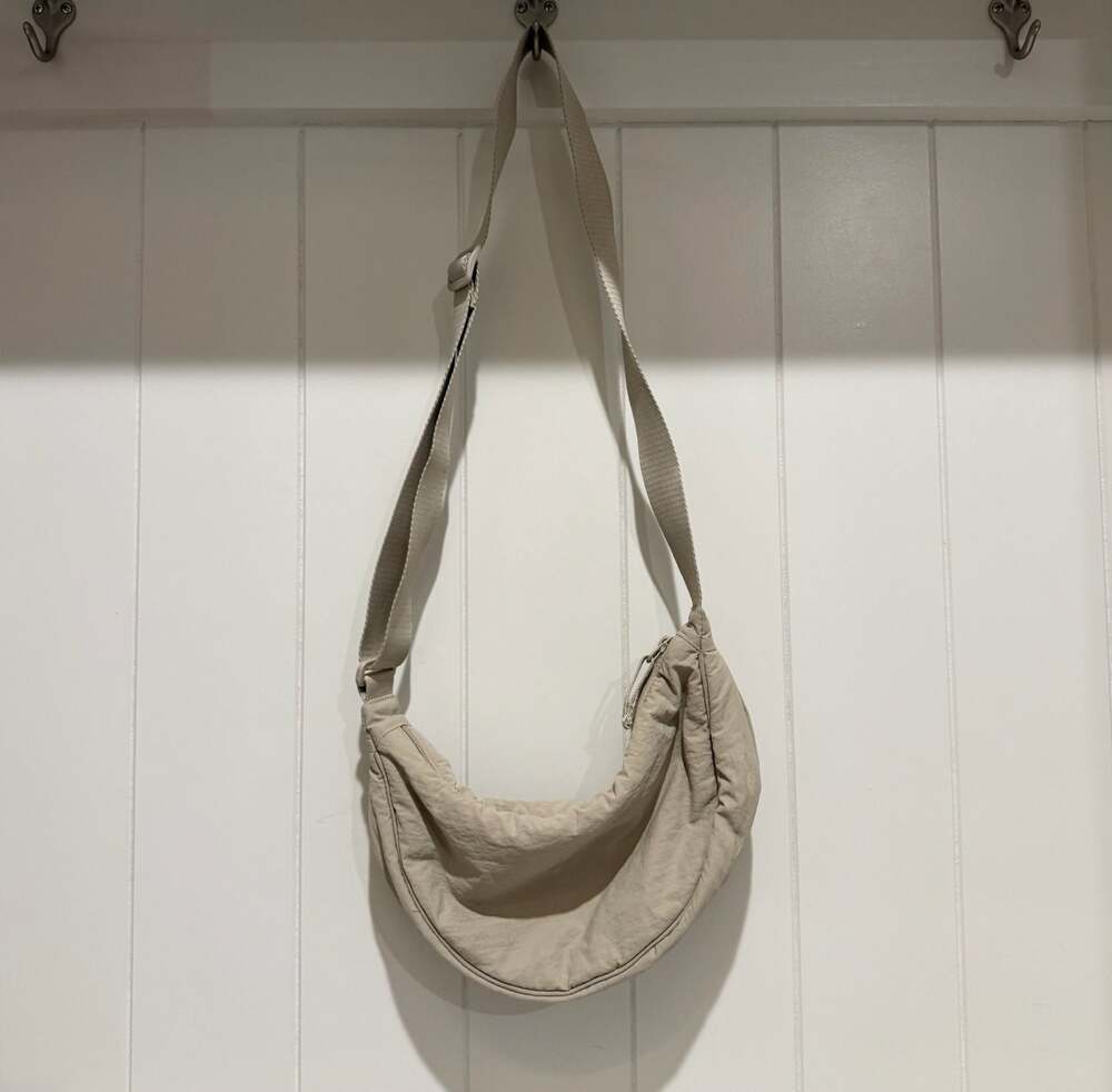 Uniqlo Round Mini Shoulder Bag in Beige